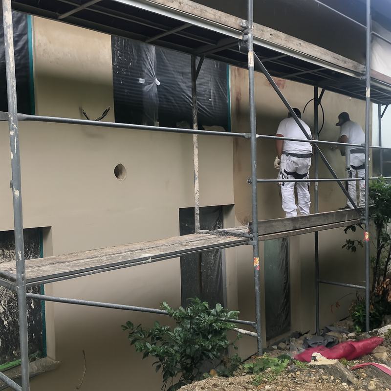 Fassadensanierung, Allensbach – Armierung und Gewebespachtelung mit Weber