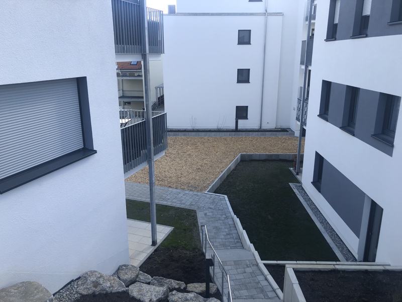 Wohnanlage, Gailingen – Innenhof mit fertiger Putzfassade